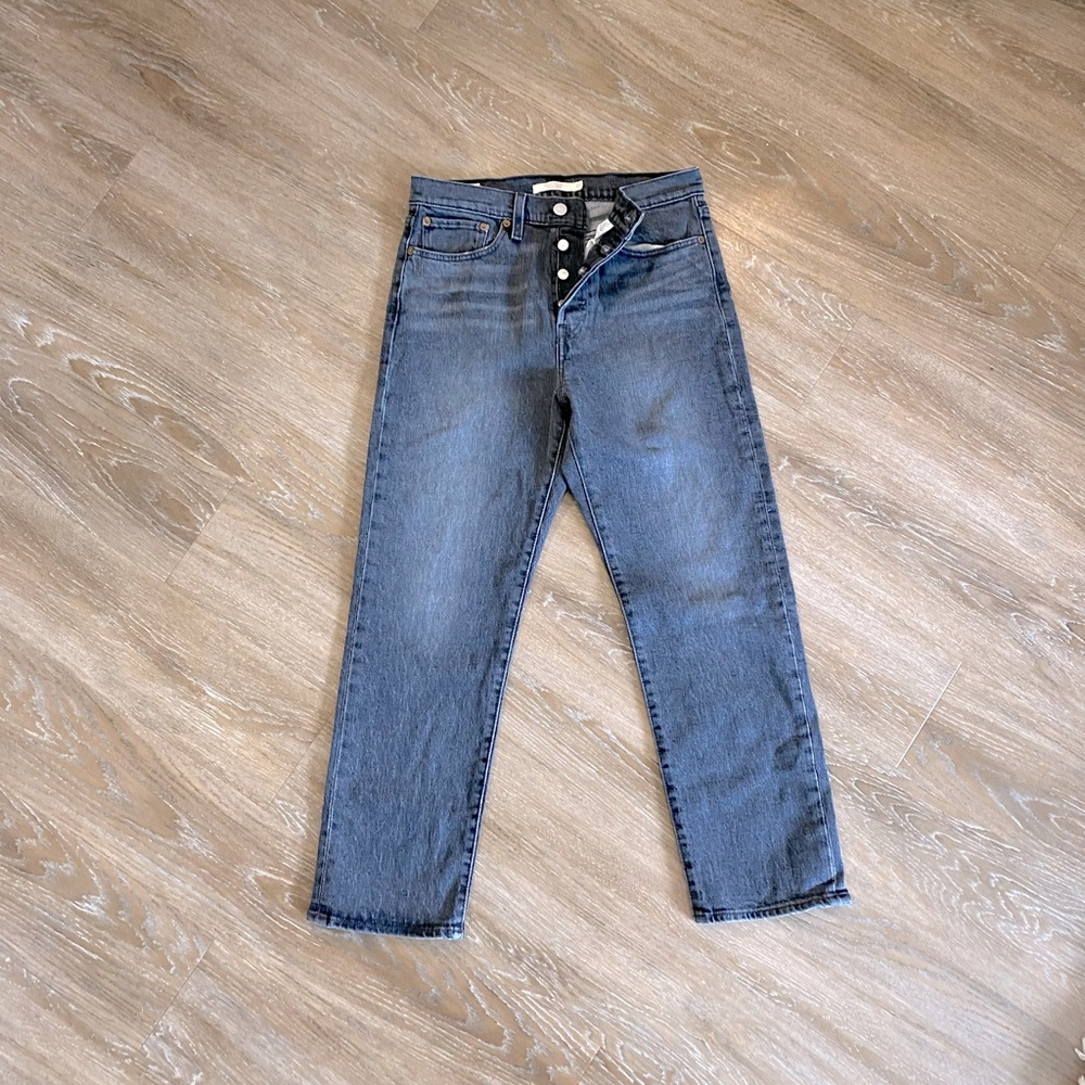 Levi’s wedgie straight cropped